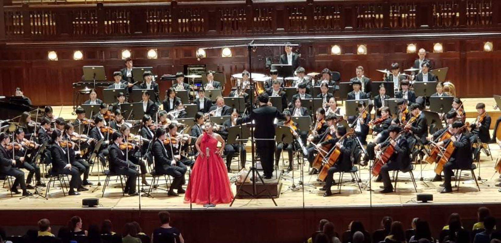 Soprano Soyung Yu & Jinju Dabyot Orchestra - Prague Smetana Hall July 2019